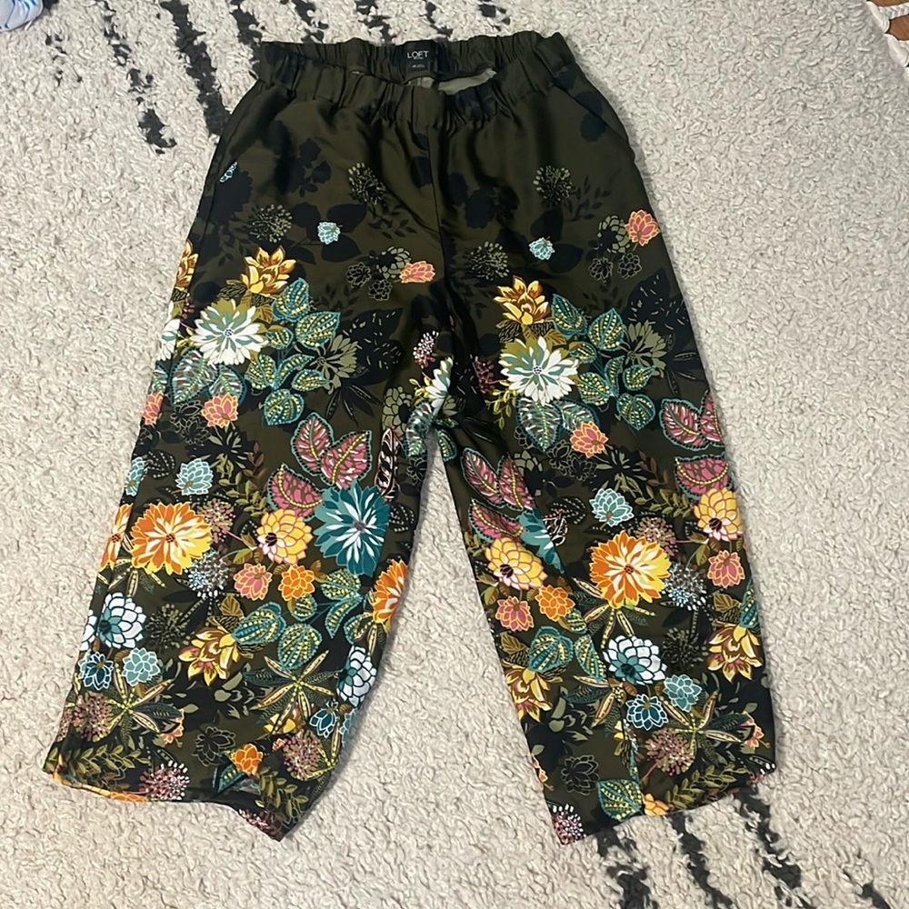 Ann Taylor Loft cropped silky pants